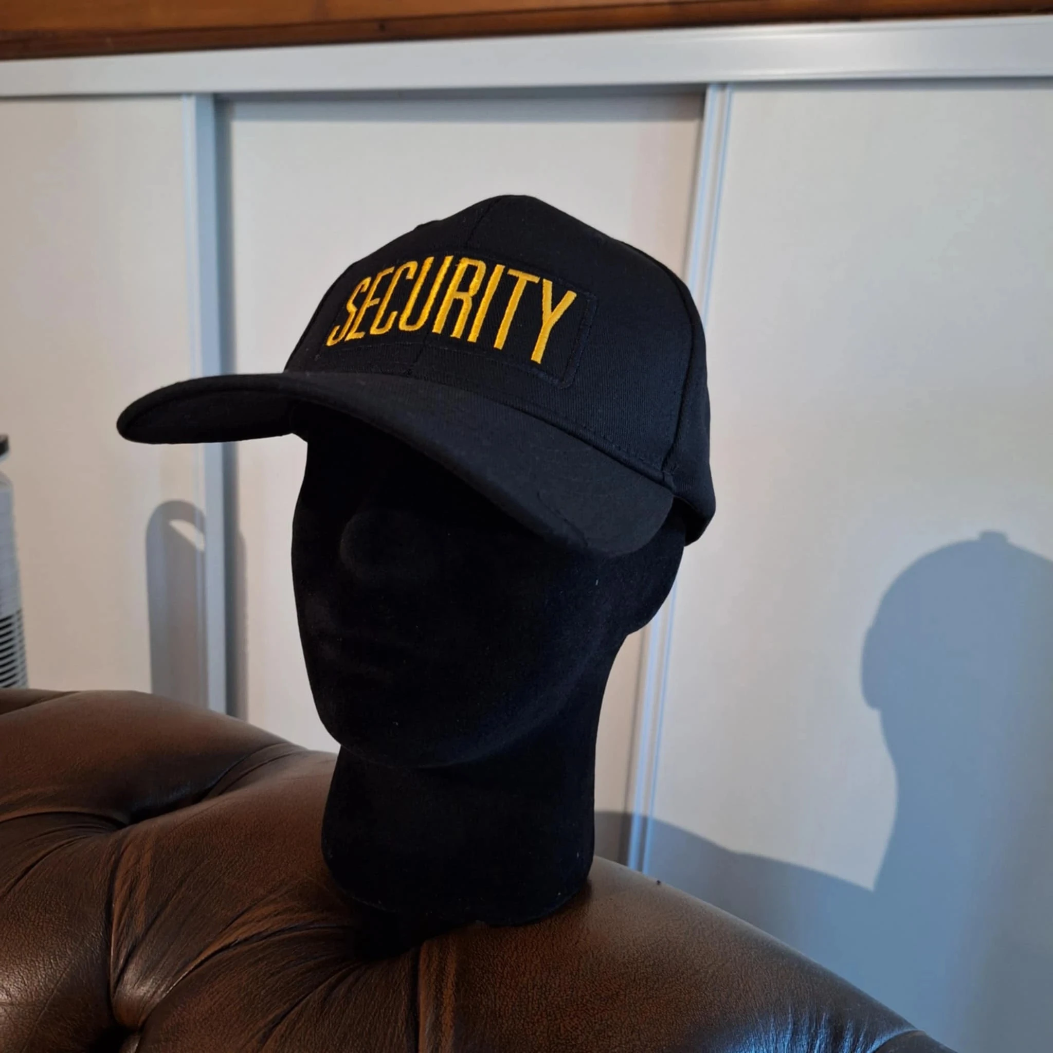 Casquette ajustable "Security" Entre protection et mode tendance – photo 5